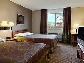 Super 8 by Wyndham Colorado Springs Airport Exterior foto